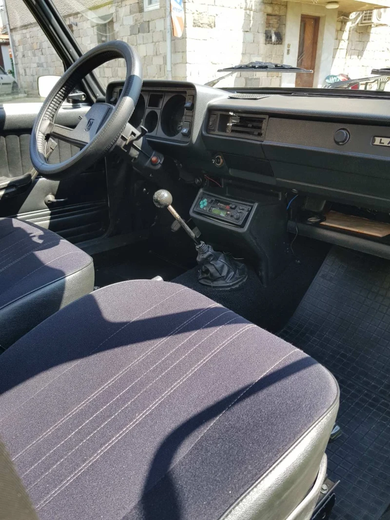 Lada 2105, снимка 7 - Автомобили и джипове - 50676644