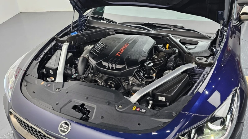 Kia Stinger 3.3 GT AWD Masters Turbo Package, снимка 4 - Автомобили и джипове - 52442132