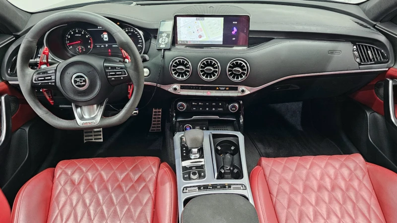 Kia Stinger 3.3 GT AWD Masters Turbo Package, снимка 5 - Автомобили и джипове - 52442132