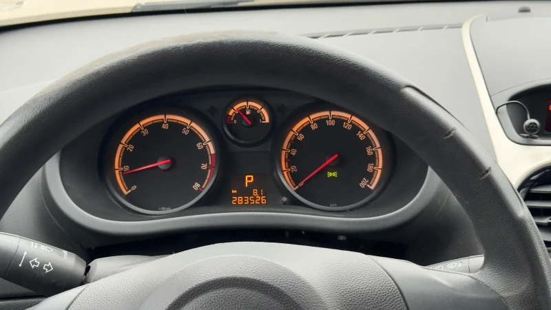 Opel Corsa АВТОМАТИК, снимка 11 - Автомобили и джипове - 52637956