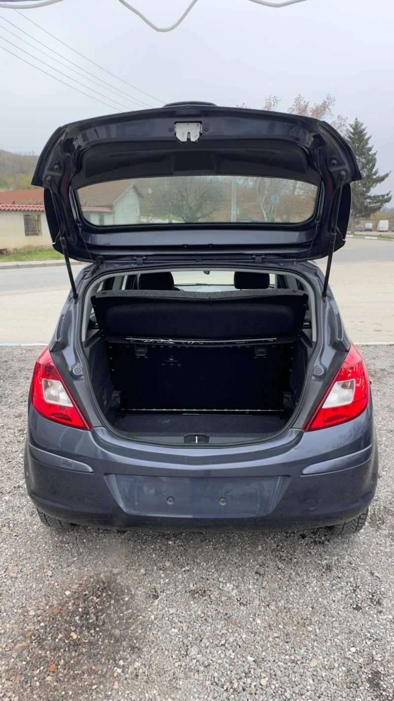 Opel Corsa АВТОМАТИК, снимка 14 - Автомобили и джипове - 52637956