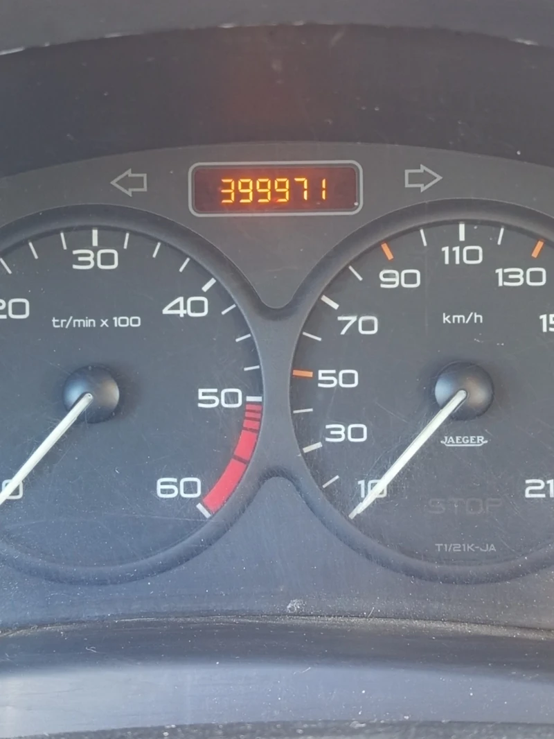 Peugeot Partner, снимка 6 - Автомобили и джипове - 53477196