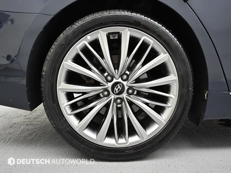 Hyundai Grandeur 2.4 Premium Special, снимка 5 - Автомобили и джипове - 55643664