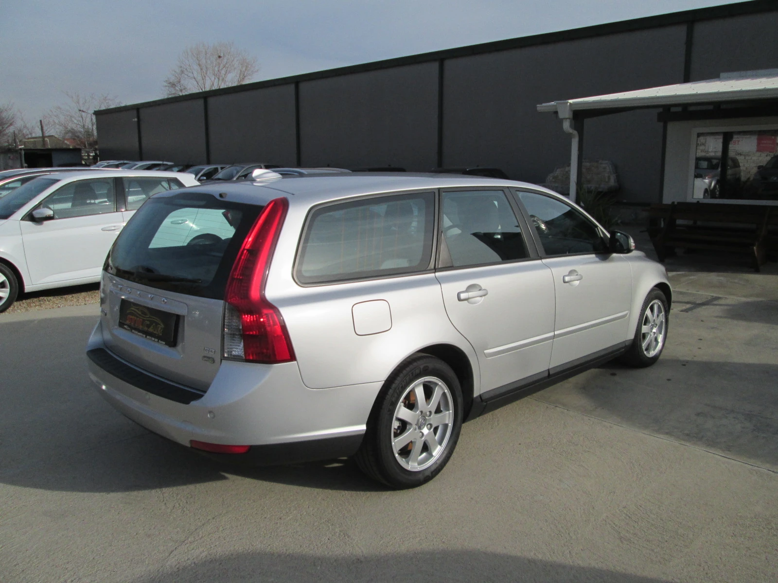 Volvo V50 1.6D 109kc - изображение 5