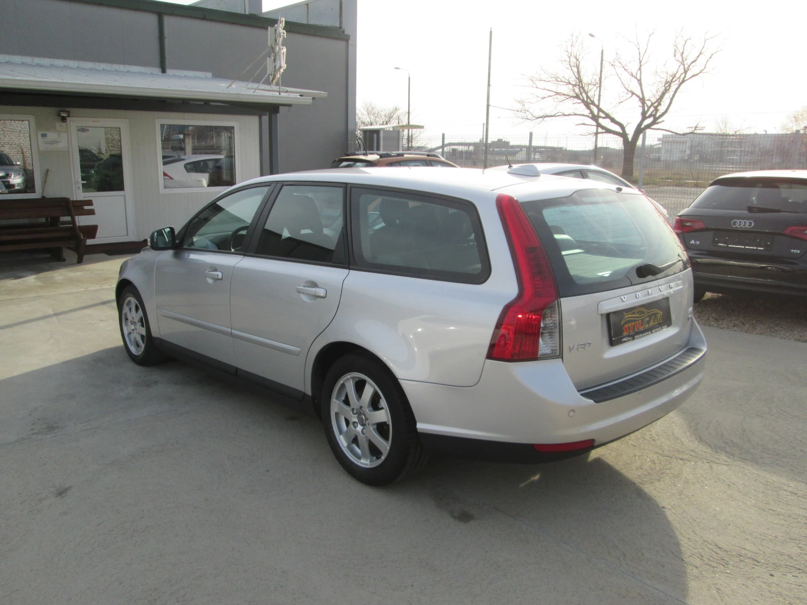 Volvo V50 1.6D 109kc - изображение 7