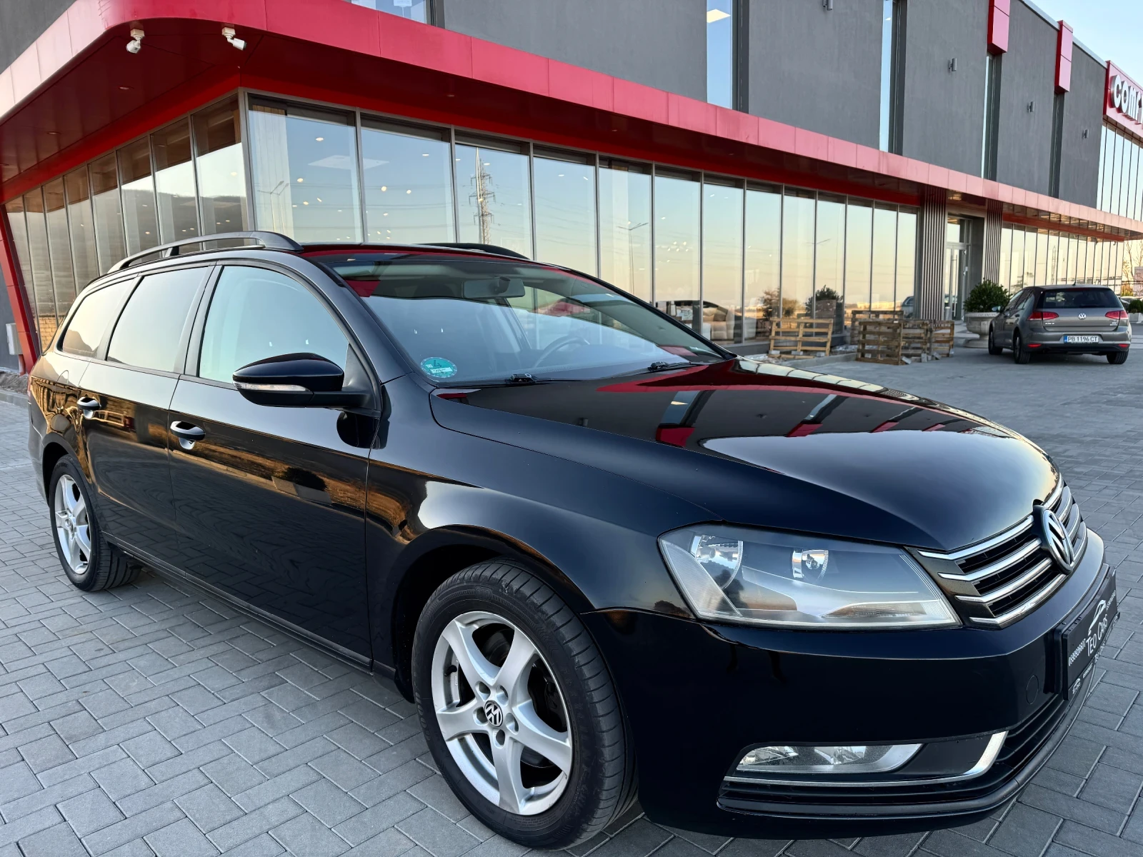 VW Passat 2.0 TDI 140к.с NAVI / PODGREV / EURO 5 - [1] 