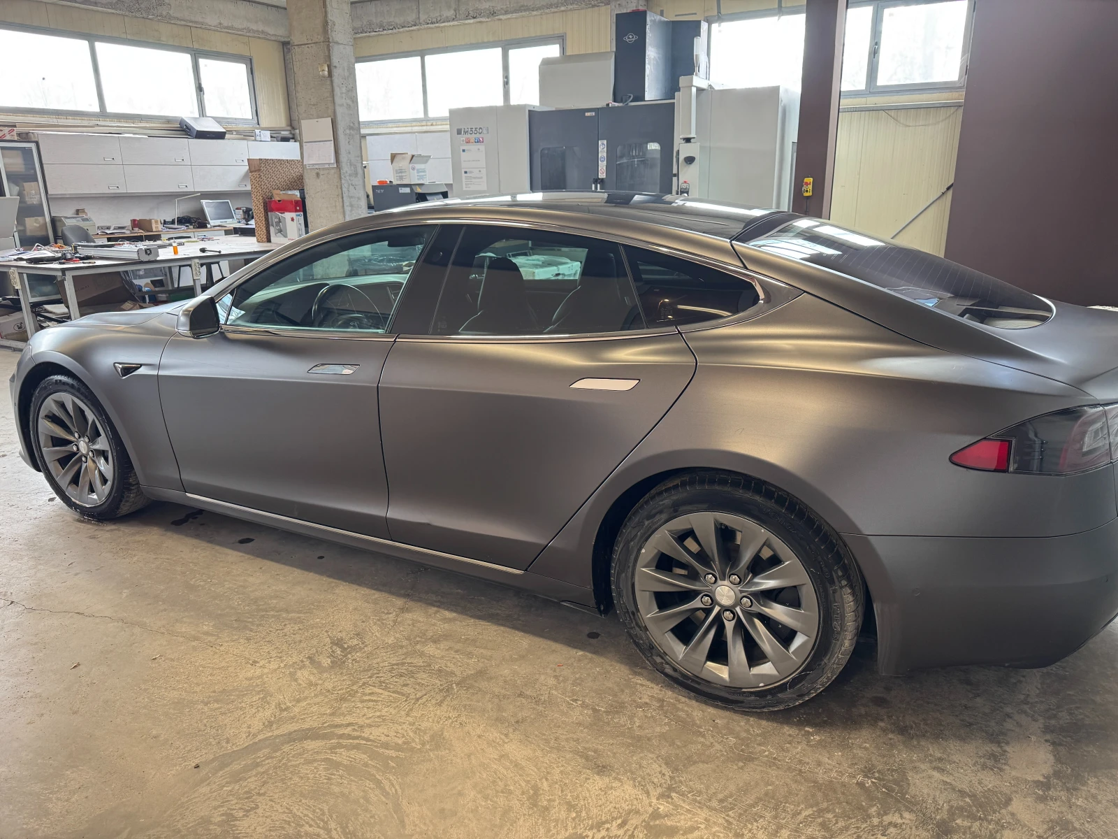 Tesla Model S  - изображение 5