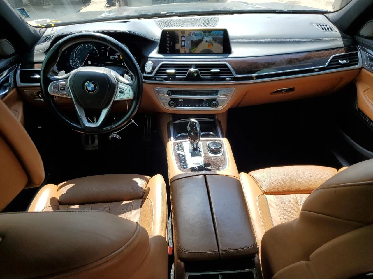 BMW 750 XI* M-PACK* ОБДУХВАНЕ* МАСАЖ* HARMAN* 360 - изображение 8