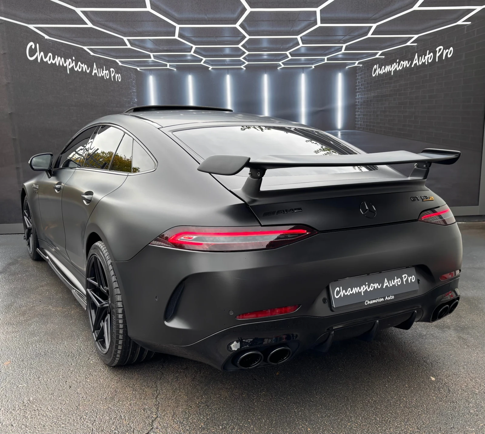 Mercedes-Benz GT 53 AMG - изображение 4