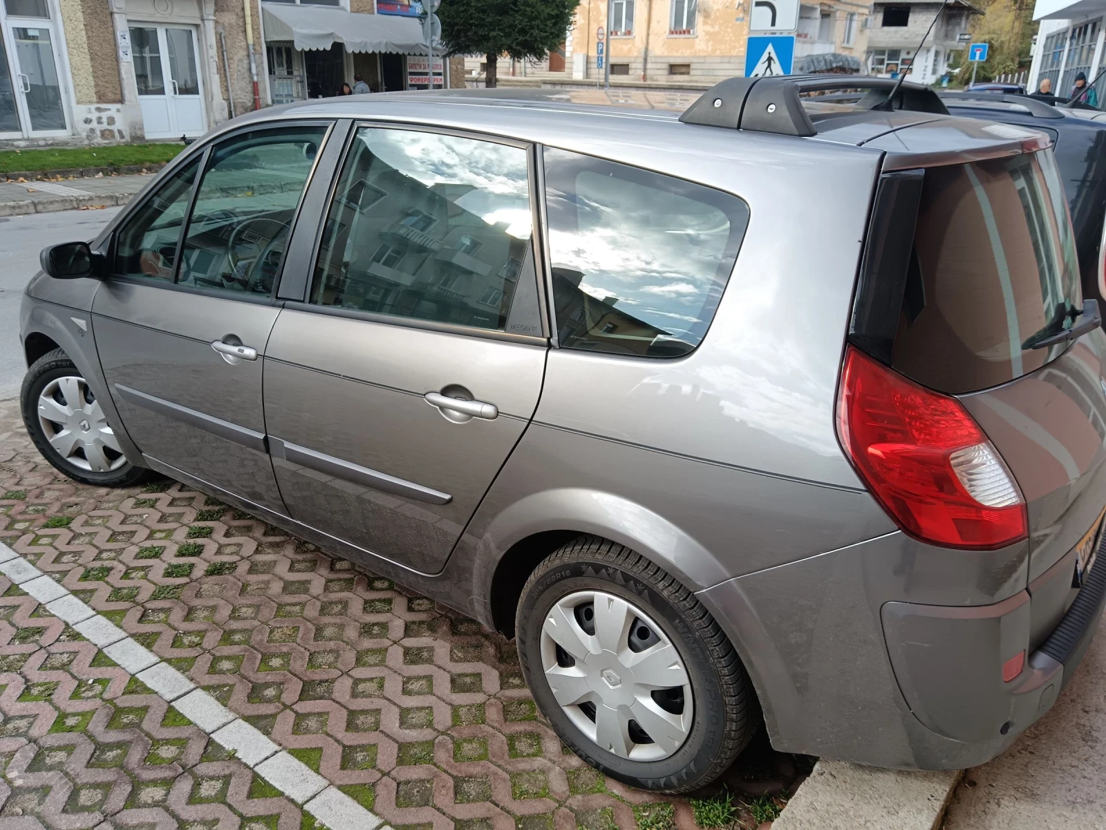 Renault Grand scenic 1.9 131k.c | Mobile.bg — изображение 5