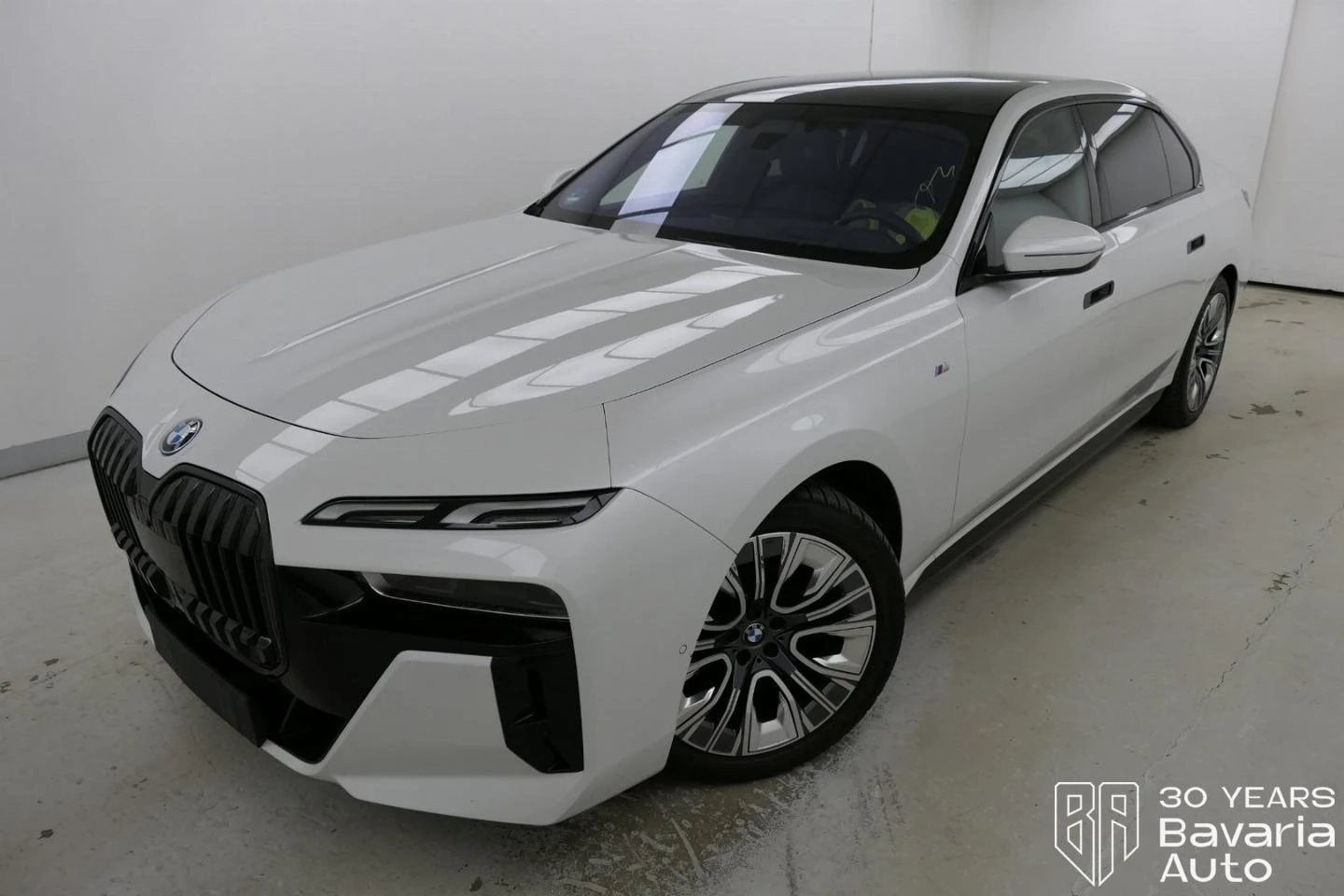 BMW i7 50 eDrive M Sport Paket | Mobile.bg   1