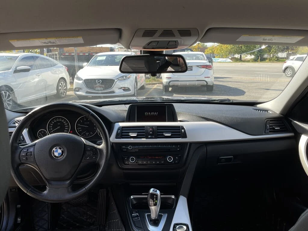 BMW 320 *  *    *   *  | Mobile.bg   11