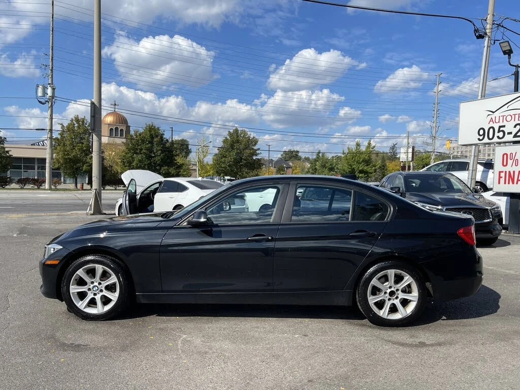 BMW 320 * АВТО КРЕДИТ* ЦЕНА ДО БГ * СЕРВИЗНА ИСТОРИЯ *  - изображение 5