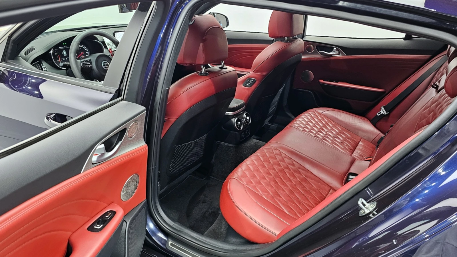 Kia Stinger 3.3 GT AWD Masters Turbo Package | Mobile.bg   9