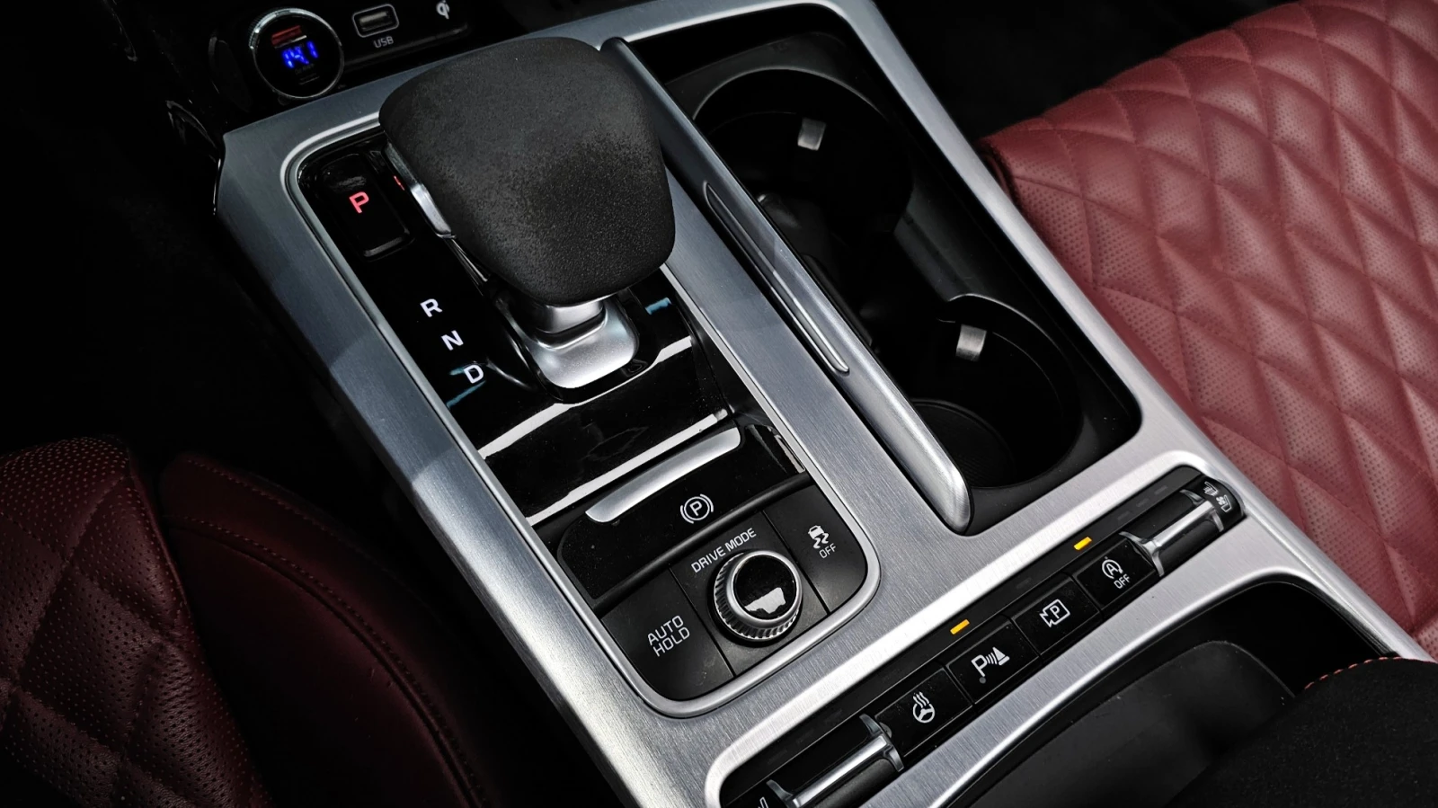 Kia Stinger 3.3 GT AWD Masters Turbo Package | Mobile.bg   7