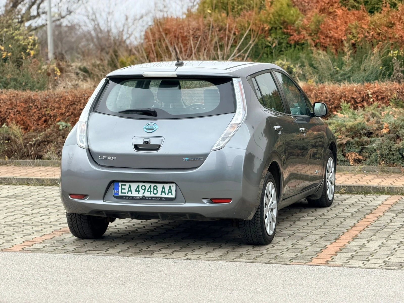 Nissan Leaf  30kw Лизинг през Уникредит по 290 лева - изображение 6