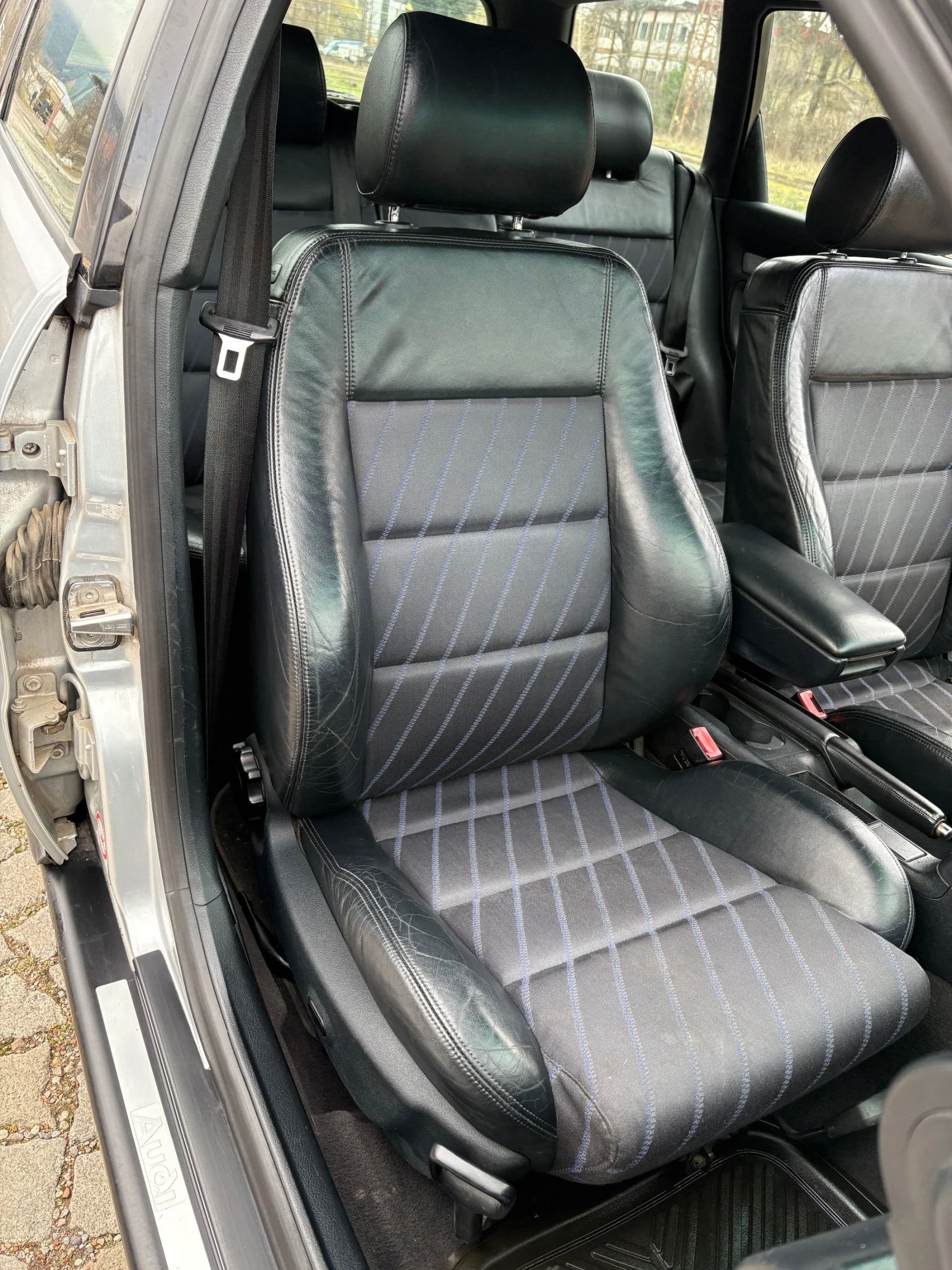 Audi A4 1.9TDI 116кс Facelift - изображение 10