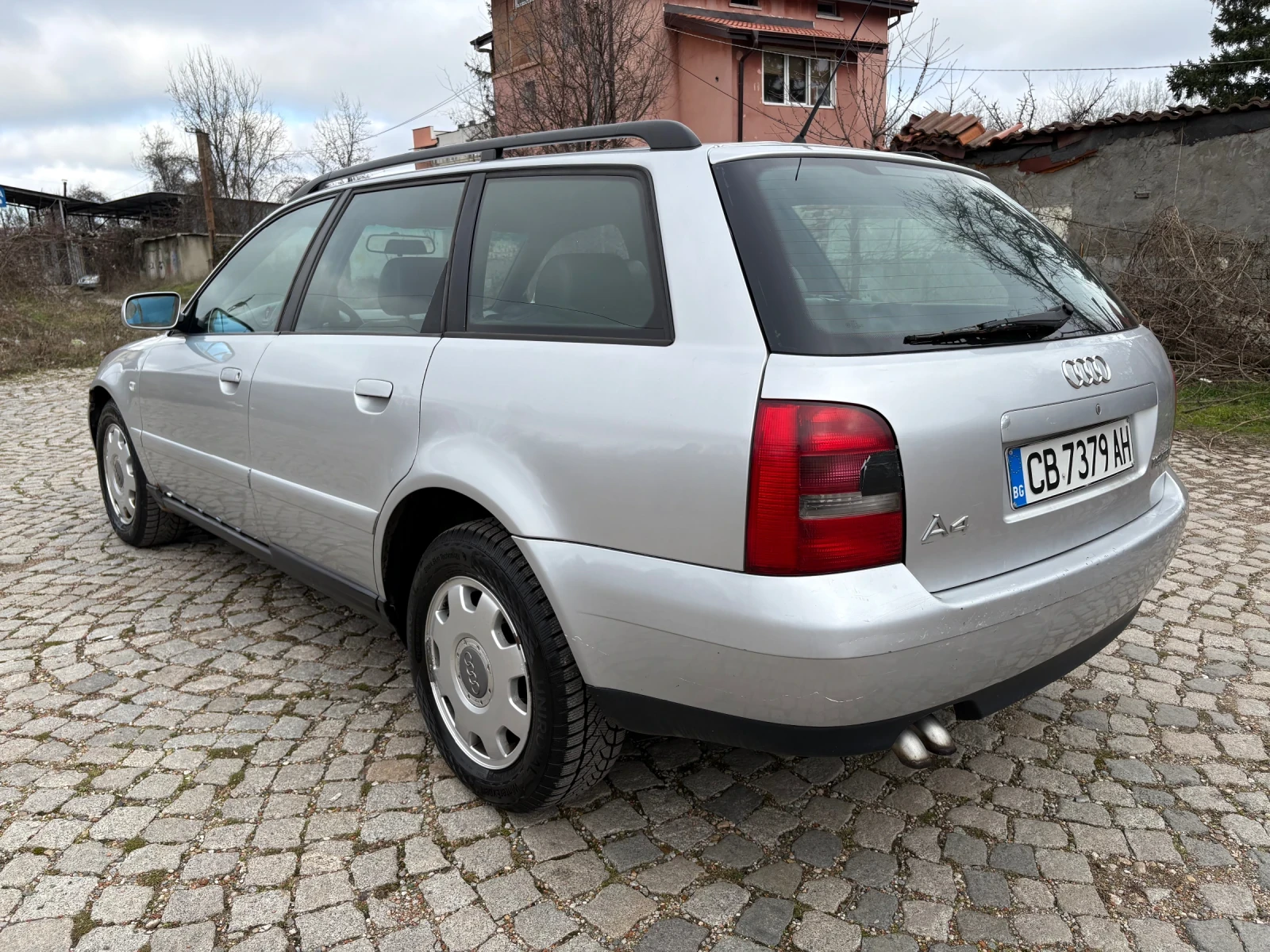 Audi A4 1.9TDI 116кс Facelift - изображение 3