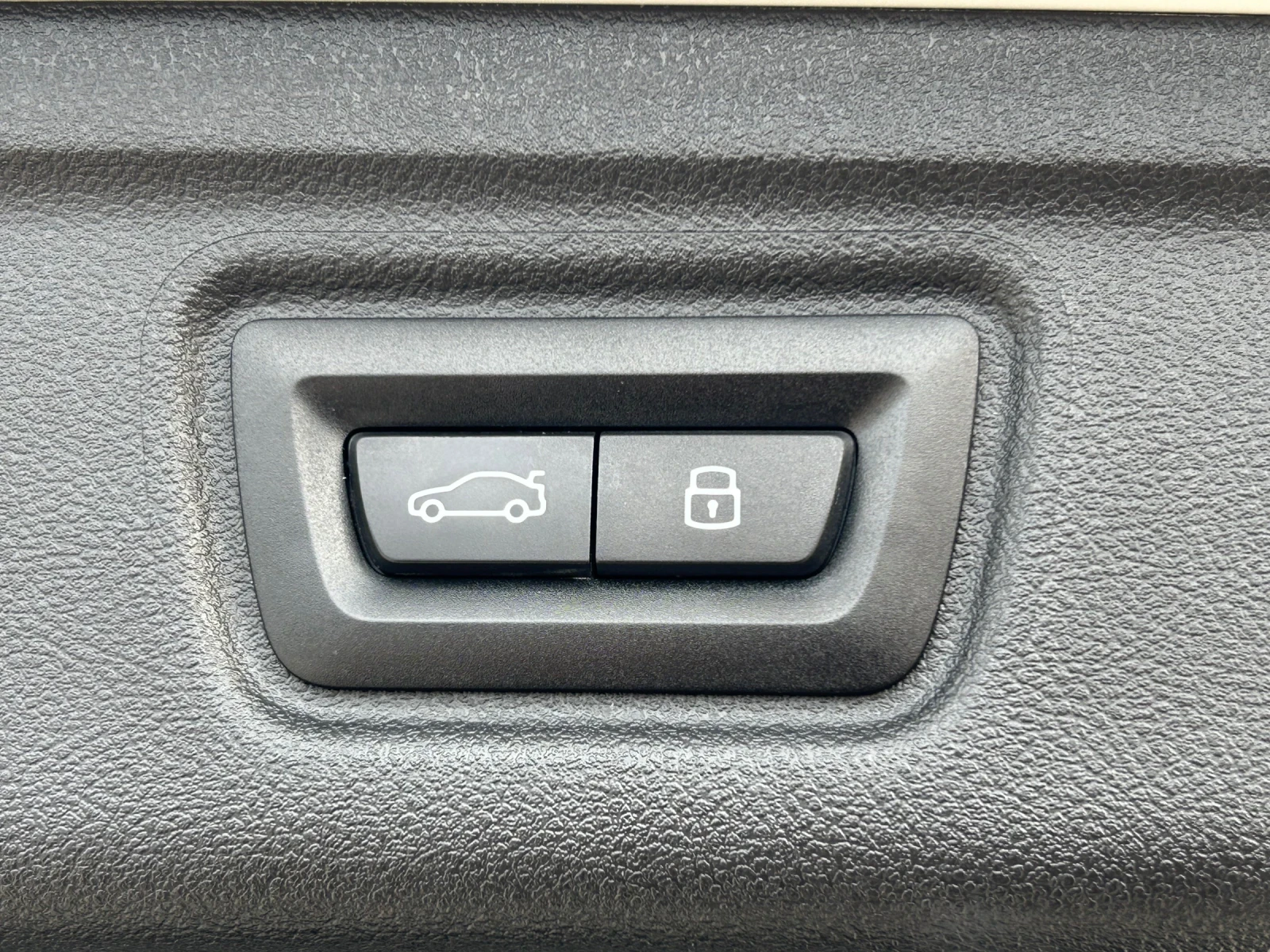 BMW 320 D* M-Paket* xDrive* �������� | Mobile.bg � ����������� 15