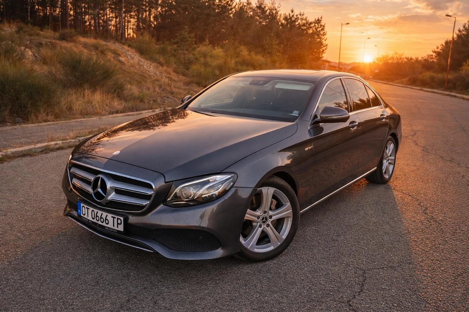 Mercedes-Benz E 220 Сервизна История