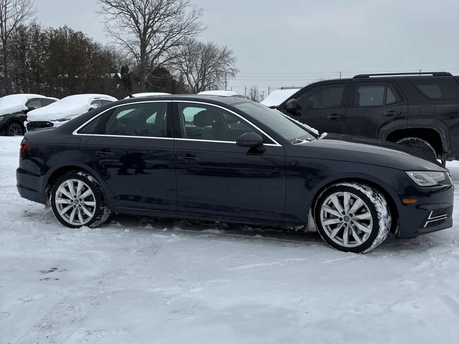 Audi A4 2.0L KOMFORT QUATTRO , снимка 3 - Автомобили и джипове - 54065622
