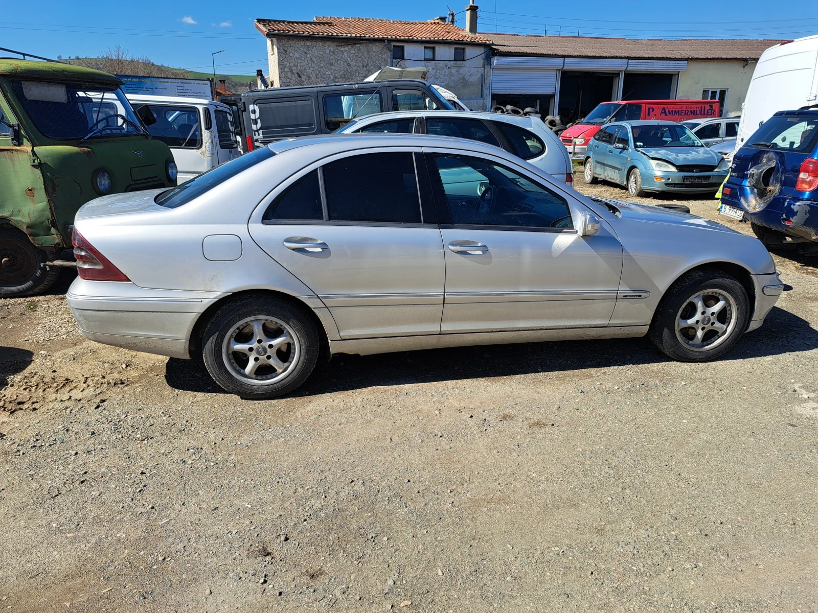 Mercedes-Benz 220, снимка 3 - Автомобили и джипове - 54130661