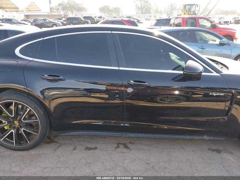 Porsche Panamera 2.9l E-Hybrid 4, снимка 13 - Автомобили и джипове - 54221377