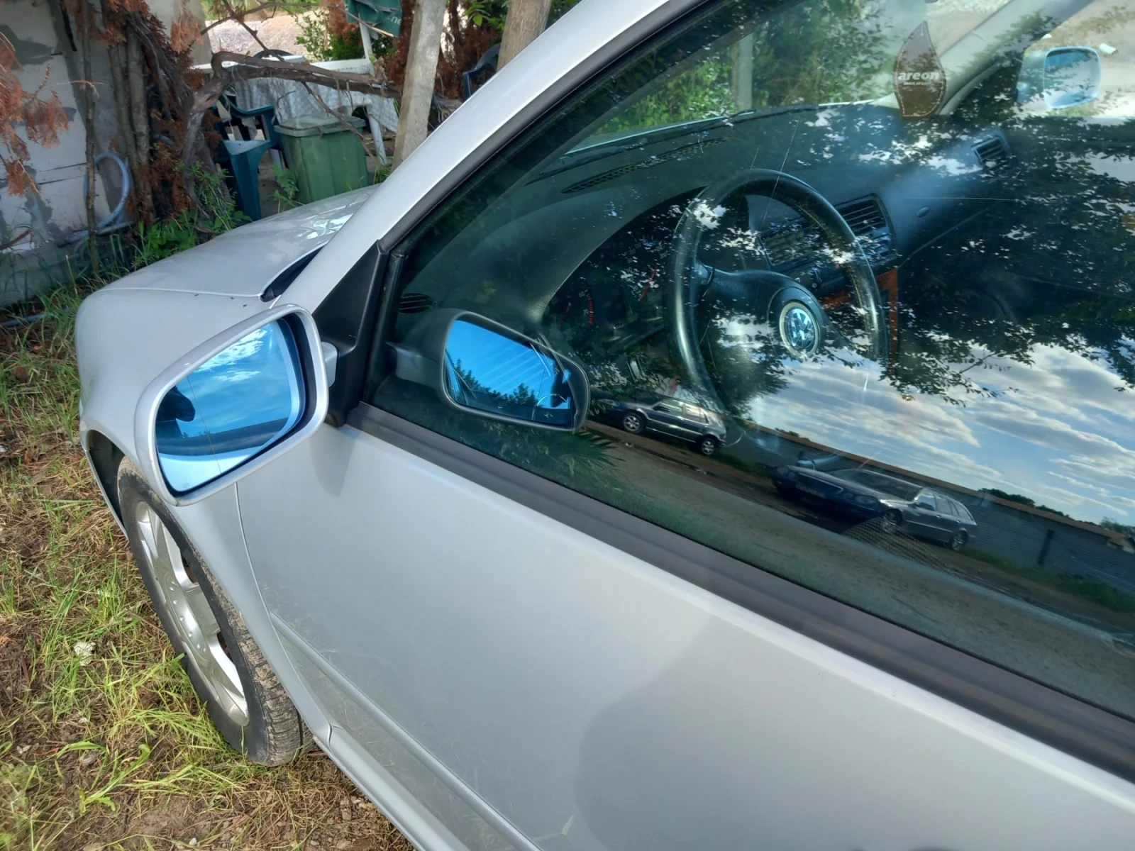 VW Bora 1.6, снимка 3 - Автомобили и джипове - 54874416