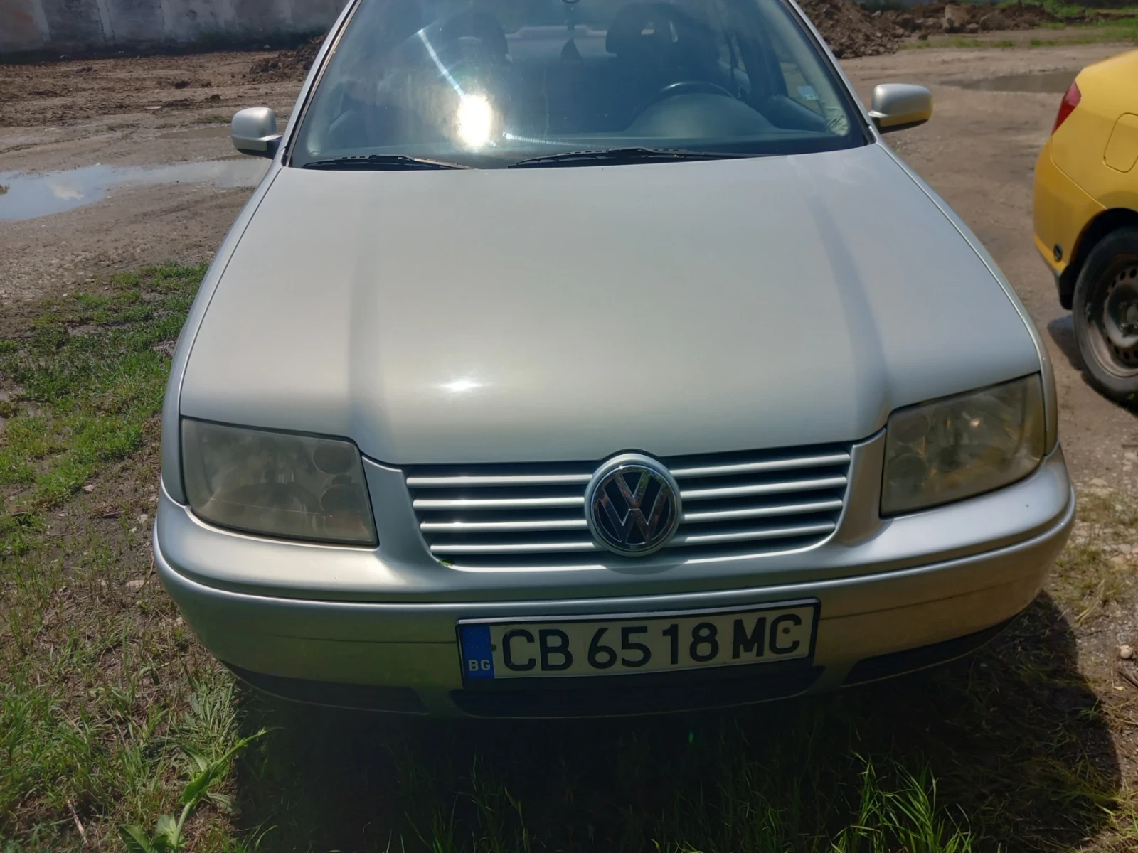 VW Bora 1.6, снимка 13 - Автомобили и джипове - 54874416