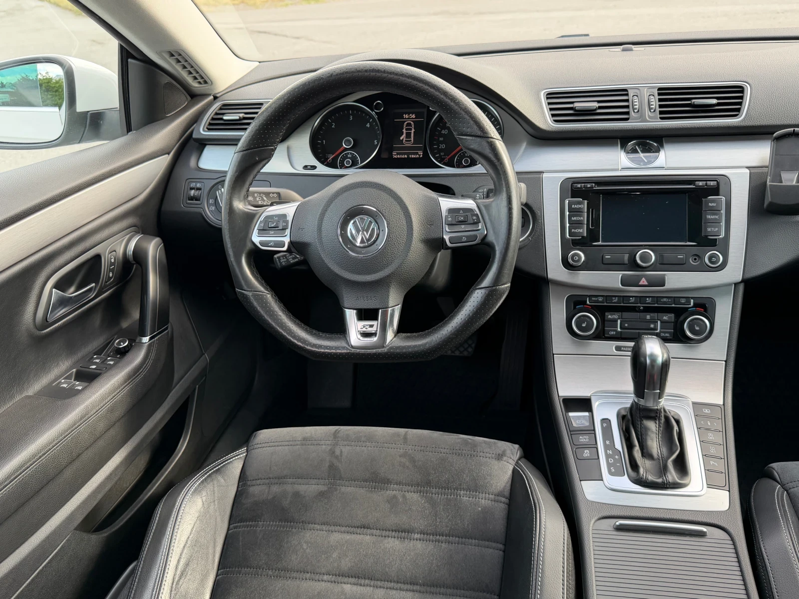 VW CC PASSAT 2.0TDI 170ps DSG FULL Топ  1 Собственик , снимка 15 - Автомобили и джипове - 54896535