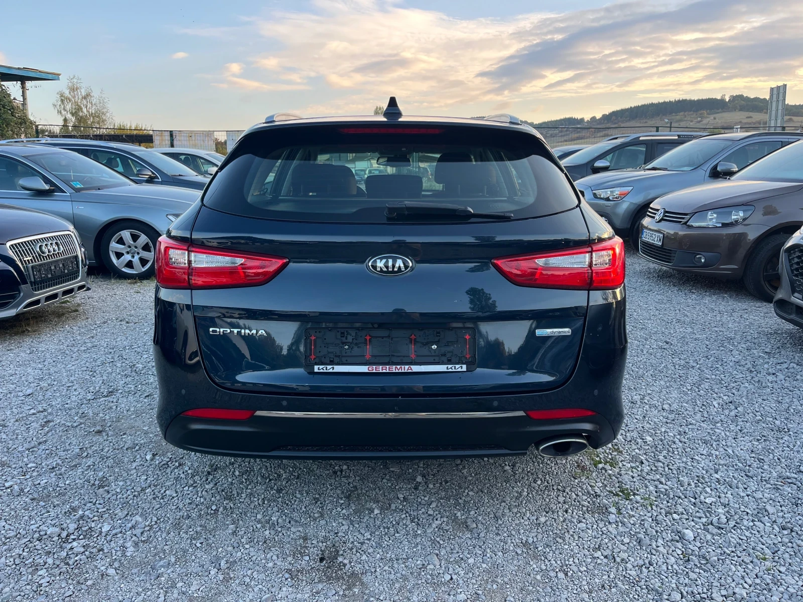 Kia Optima 1.7crdi Avtomat top, снимка 5 - Автомобили и джипове - 55016860