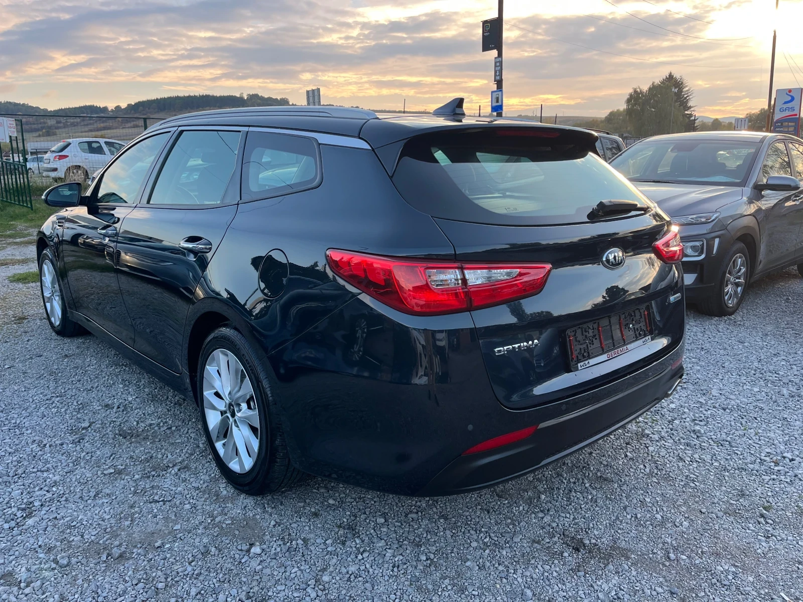 Kia Optima 1.7crdi Avtomat top, снимка 4 - Автомобили и джипове - 55016860