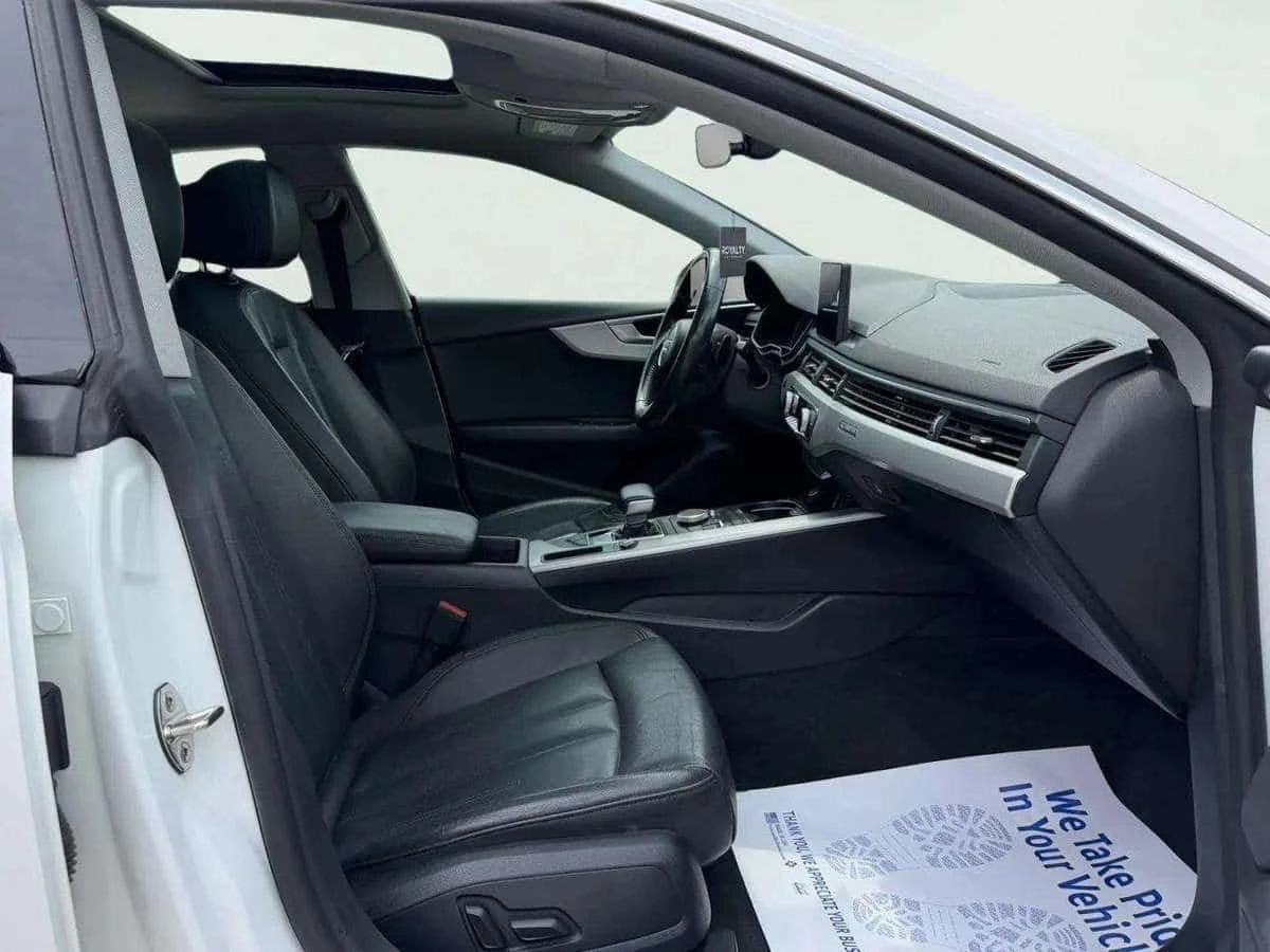 Audi A5 * 2.0T Quattro Premium Leather Roof CarPlay * CARF, снимка 11 - Автомобили и джипове - 55180056