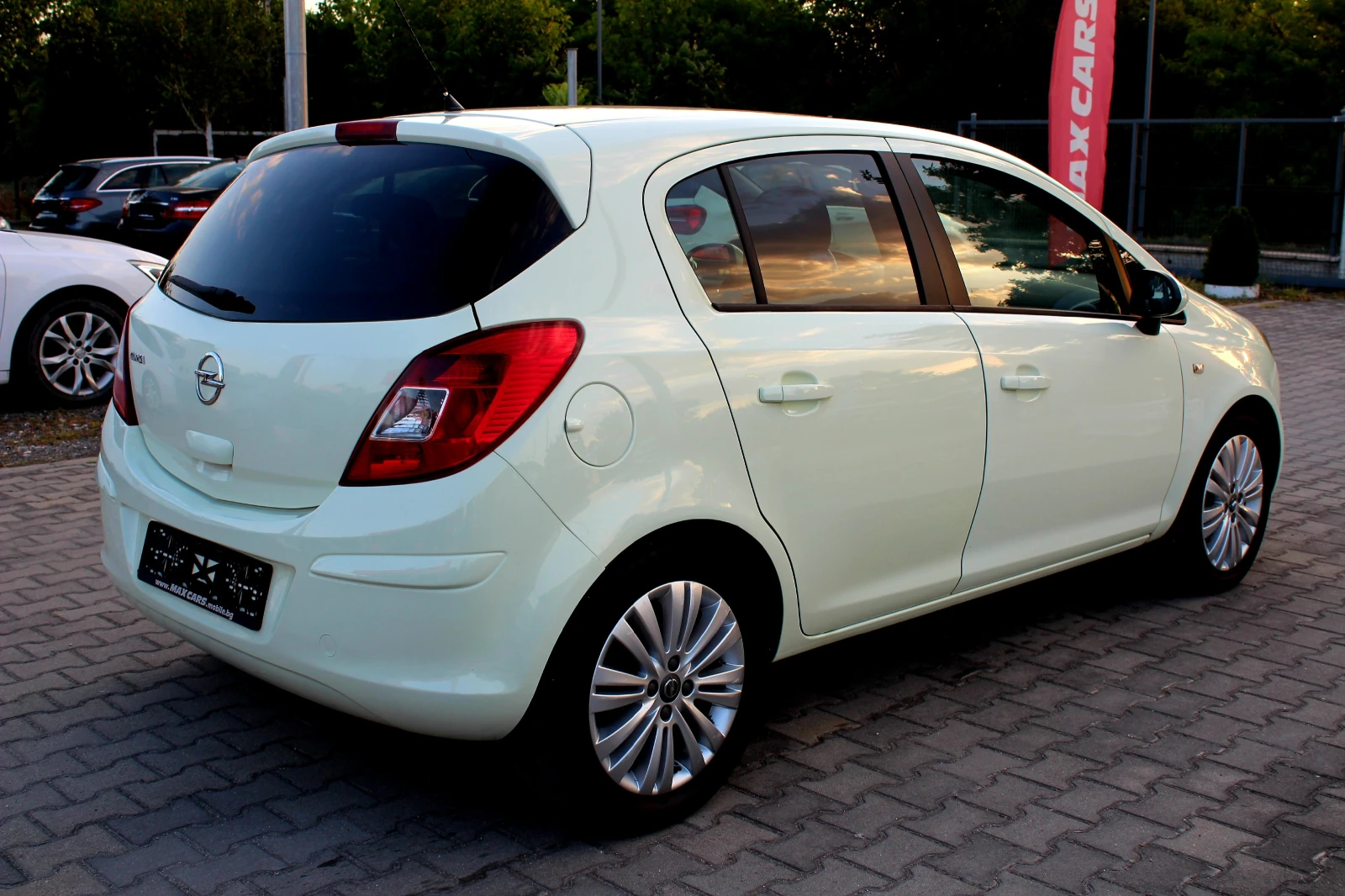 Opel Corsa 1.2 БЕНЗИН/FACELIFT, снимка 7 - Автомобили и джипове - 55647331