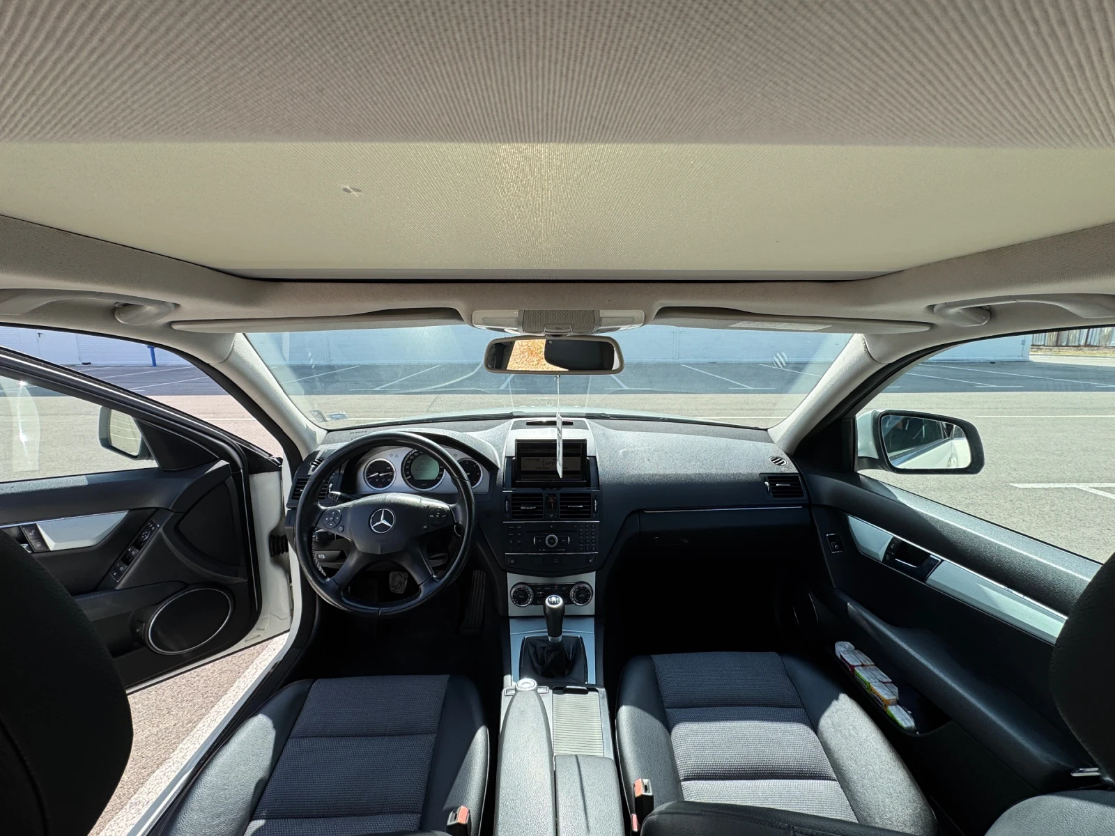 Mercedes-Benz C 220, снимка 9 - Автомобили и джипове - 56042056
