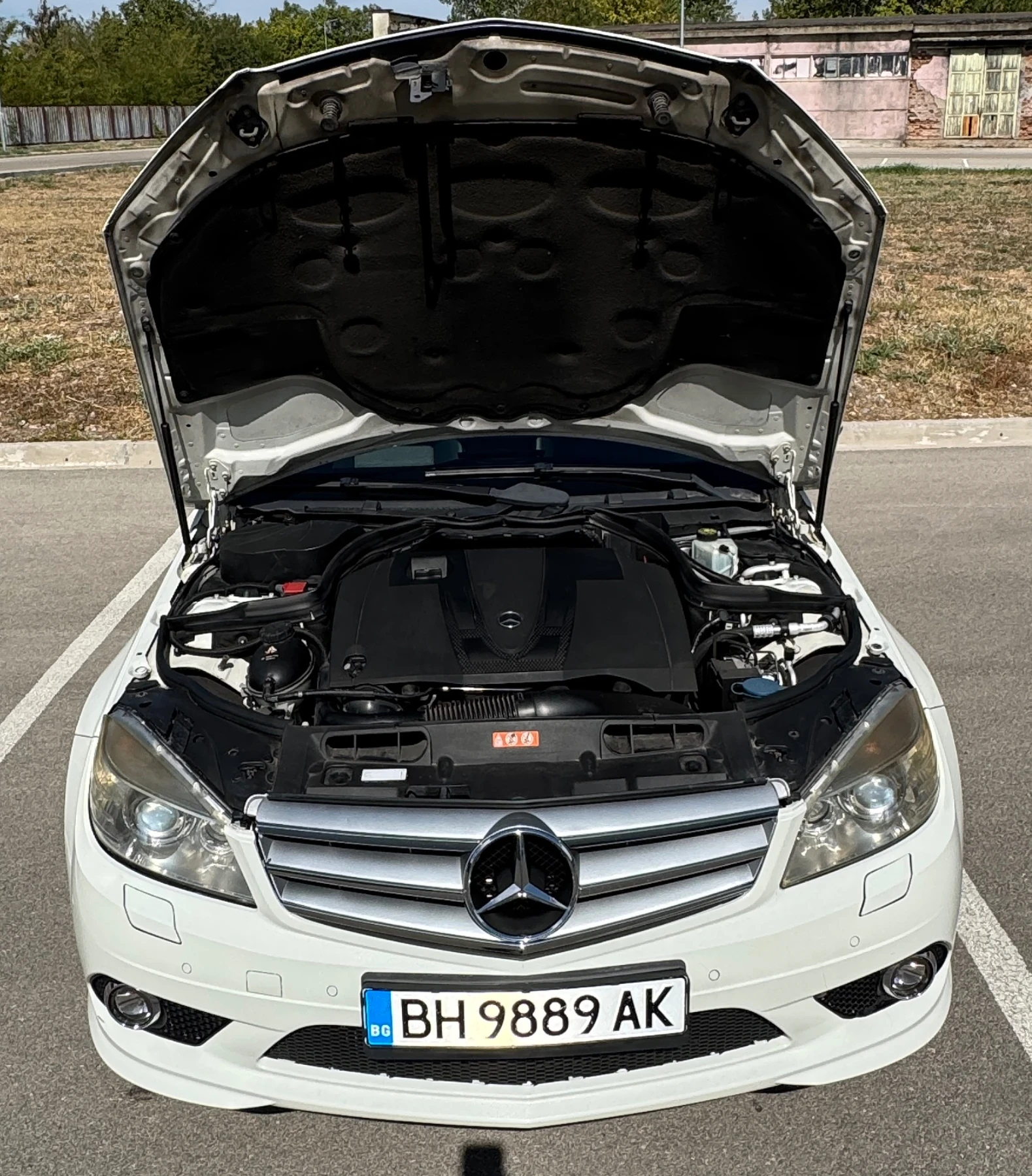 Mercedes-Benz C 220, снимка 8 - Автомобили и джипове - 56042056