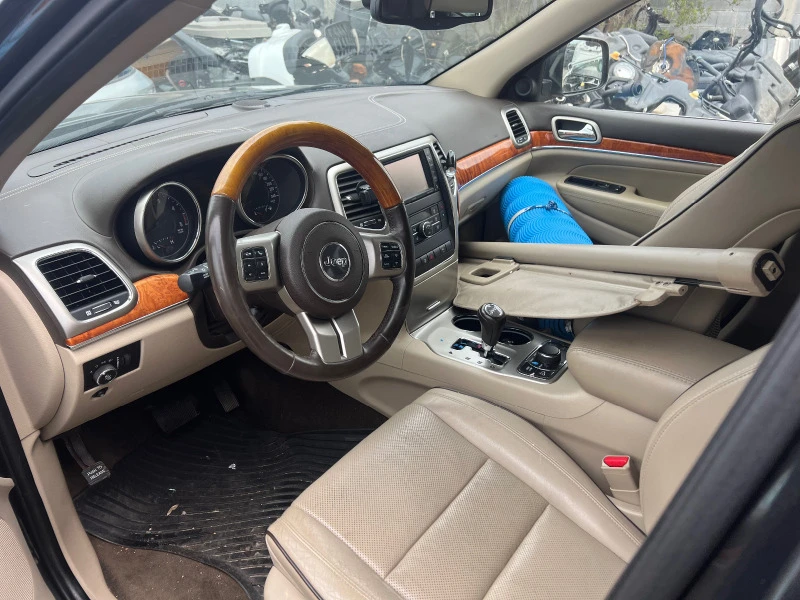 Jeep Grand cherokee 3.0CRD, снимка 8 - Автомобили и джипове - 40297674