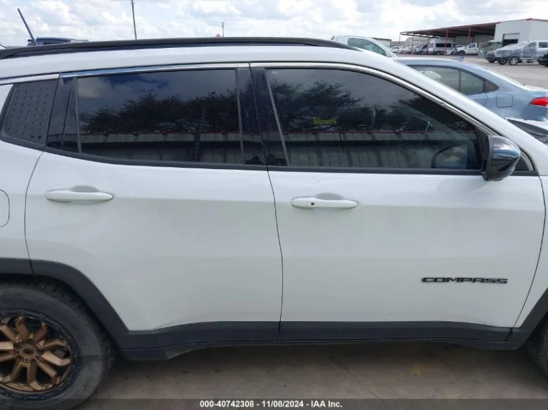 Jeep Cherokee, снимка 7 - Автомобили и джипове - 48773200