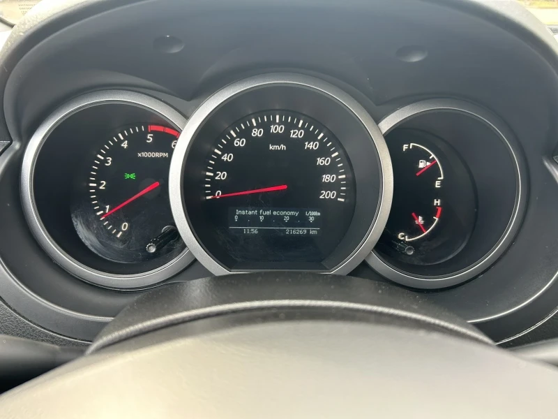 Suzuki Grand vitara 1.9 DDiS Keyless, снимка 11 - Автомобили и джипове - 52828457