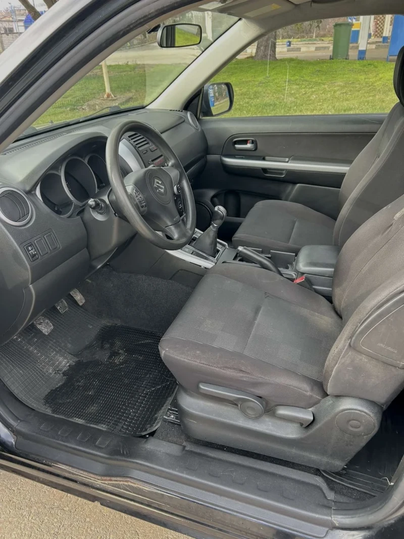 Suzuki Grand vitara 1.9 DDiS Keyless, снимка 8 - Автомобили и джипове - 52828457