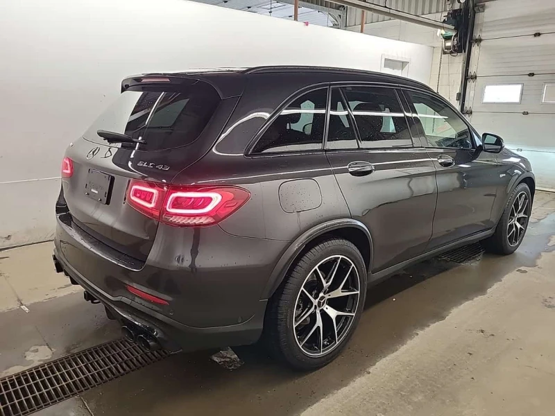 Mercedes-Benz GLC 43 AMG | DISTRONIC| PANO| ПОДГРЕВИ| CARFAX , снимка 4 - Автомобили и джипове - 53514292