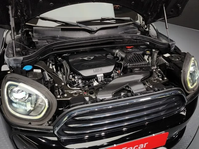 Mini Countryman 2.0D, снимка 6 - Автомобили и джипове - 56324871