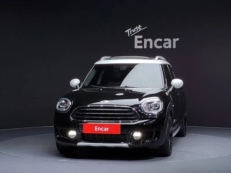 Mini Countryman 2.0D, снимка 3 - Автомобили и джипове - 56324871