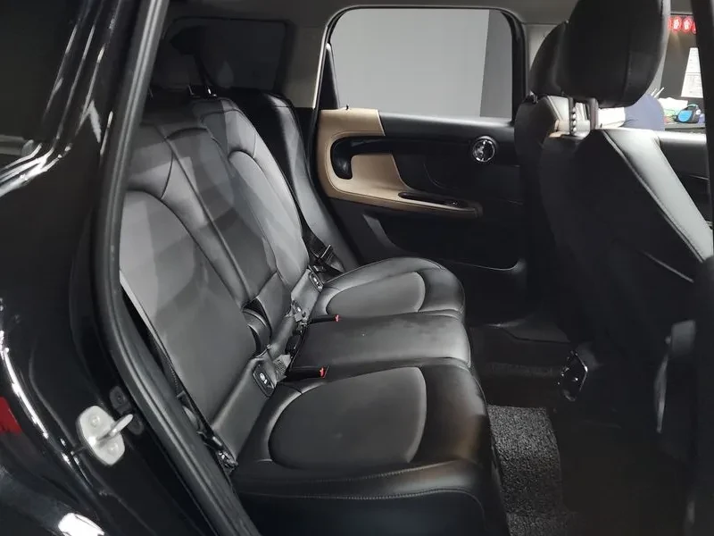 Mini Countryman 2.0D, снимка 12 - Автомобили и джипове - 56324871