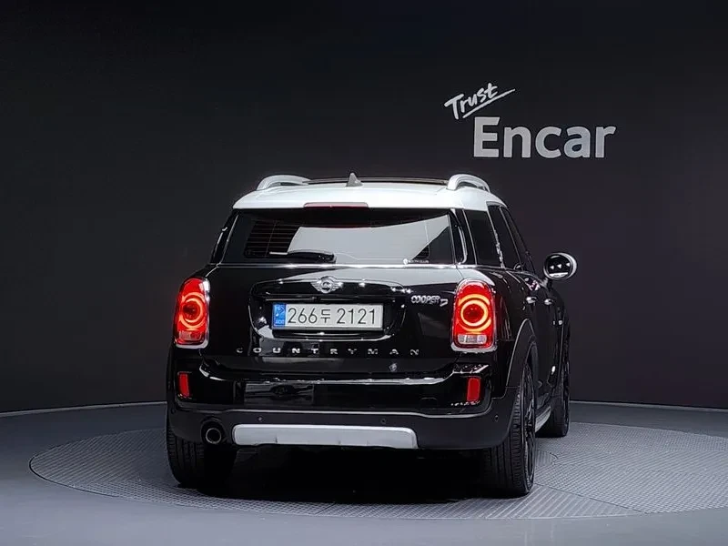 Mini Countryman 2.0D, снимка 4 - Автомобили и джипове - 56324871