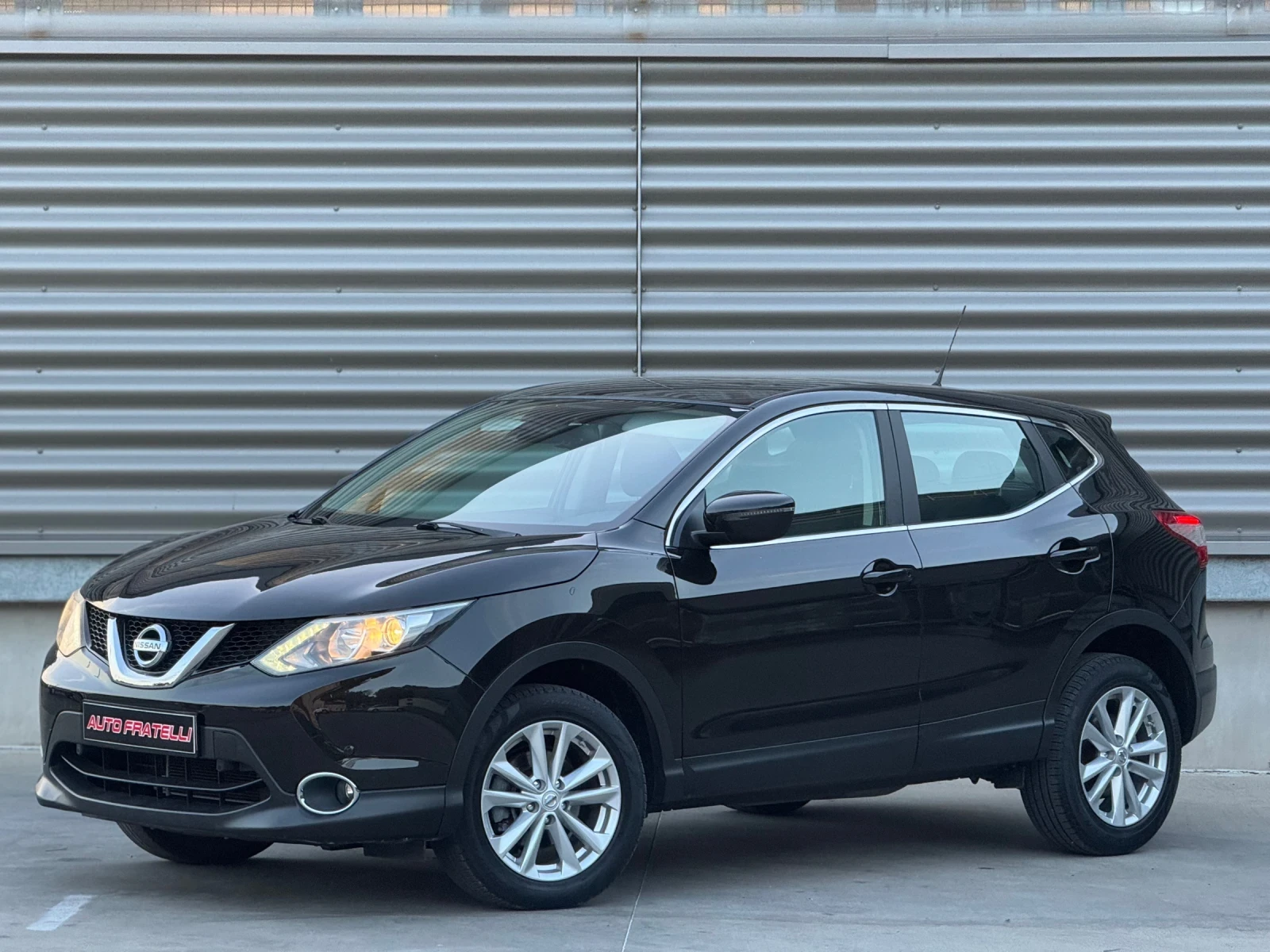 Nissan Qashqai 1.2i 121000КМ НОВА* СОБСТВЕН ЛИЗИНГ* БАРТЕР - изображение 3