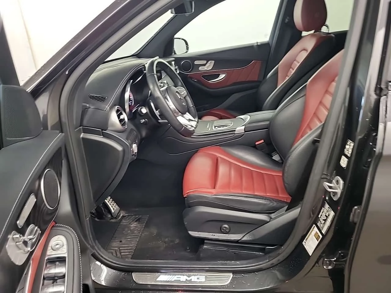 Mercedes-Benz GLC 43 AMG | DISTRONIC| PANO| ПОДГРЕВИ| CARFAX  - изображение 10