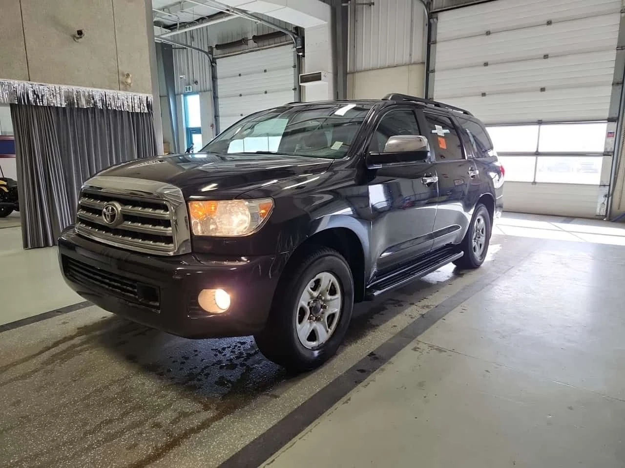 Toyota Sequoia * PLATINUM * ПОДГРЕВ* ОБДУХВАНЕ* KEYLESS*  | Auto.bg — изображение 1