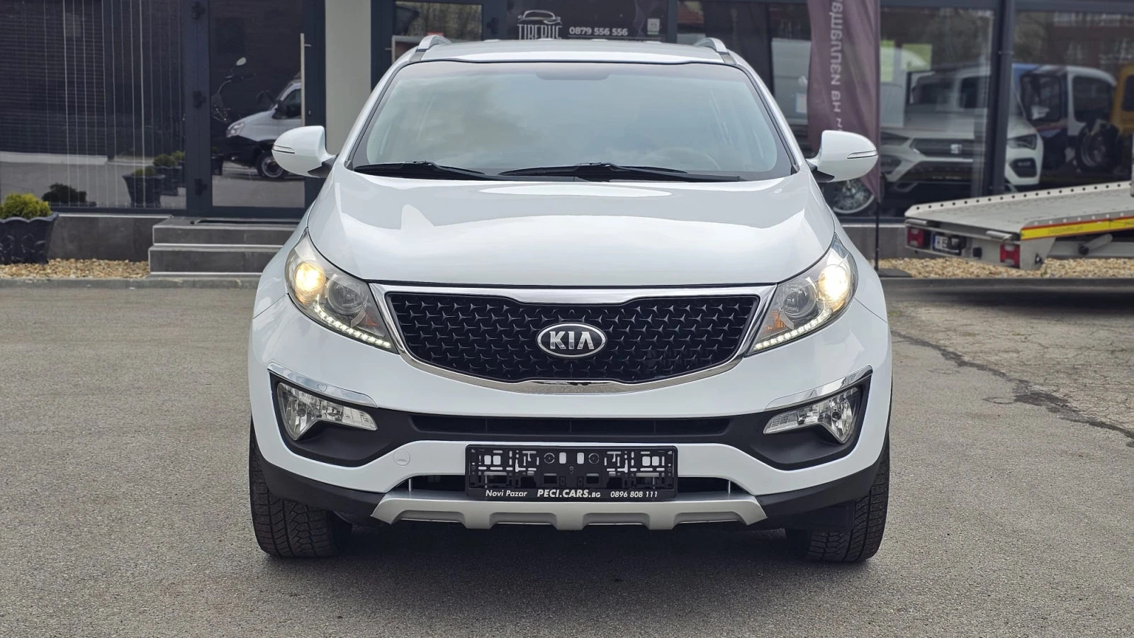 Kia Sportage 2.0CRDi 4x4 AUTO IT-ИСТОРИЯ-ТОП СЪСТ.-ЛИЗИНГ, снимка 2 - Автомобили и джипове - 54189985