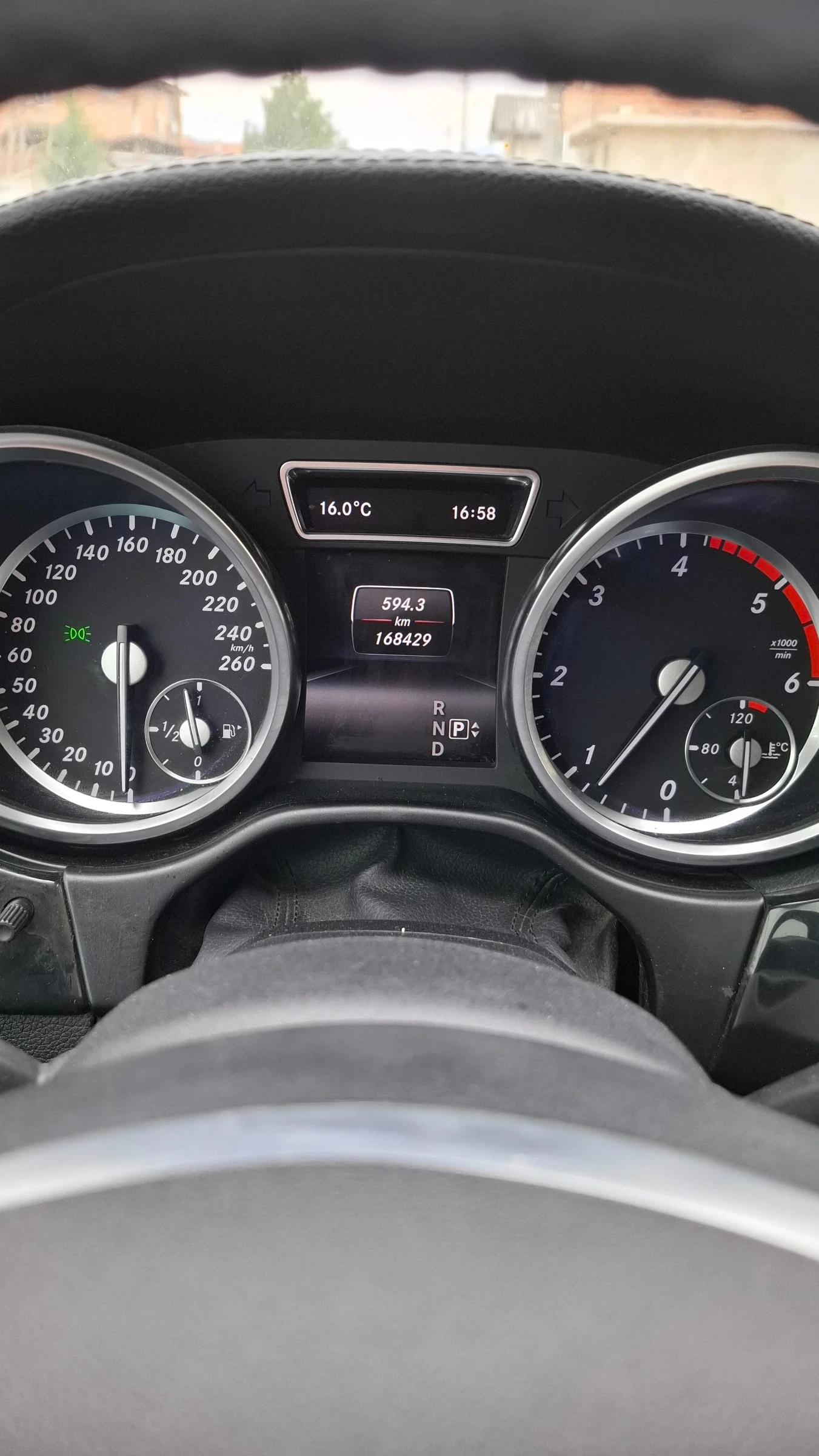 Mercedes-Benz GL 350 AMG GRAND EDITION , снимка 9 - Автомобили и джипове - 54283707